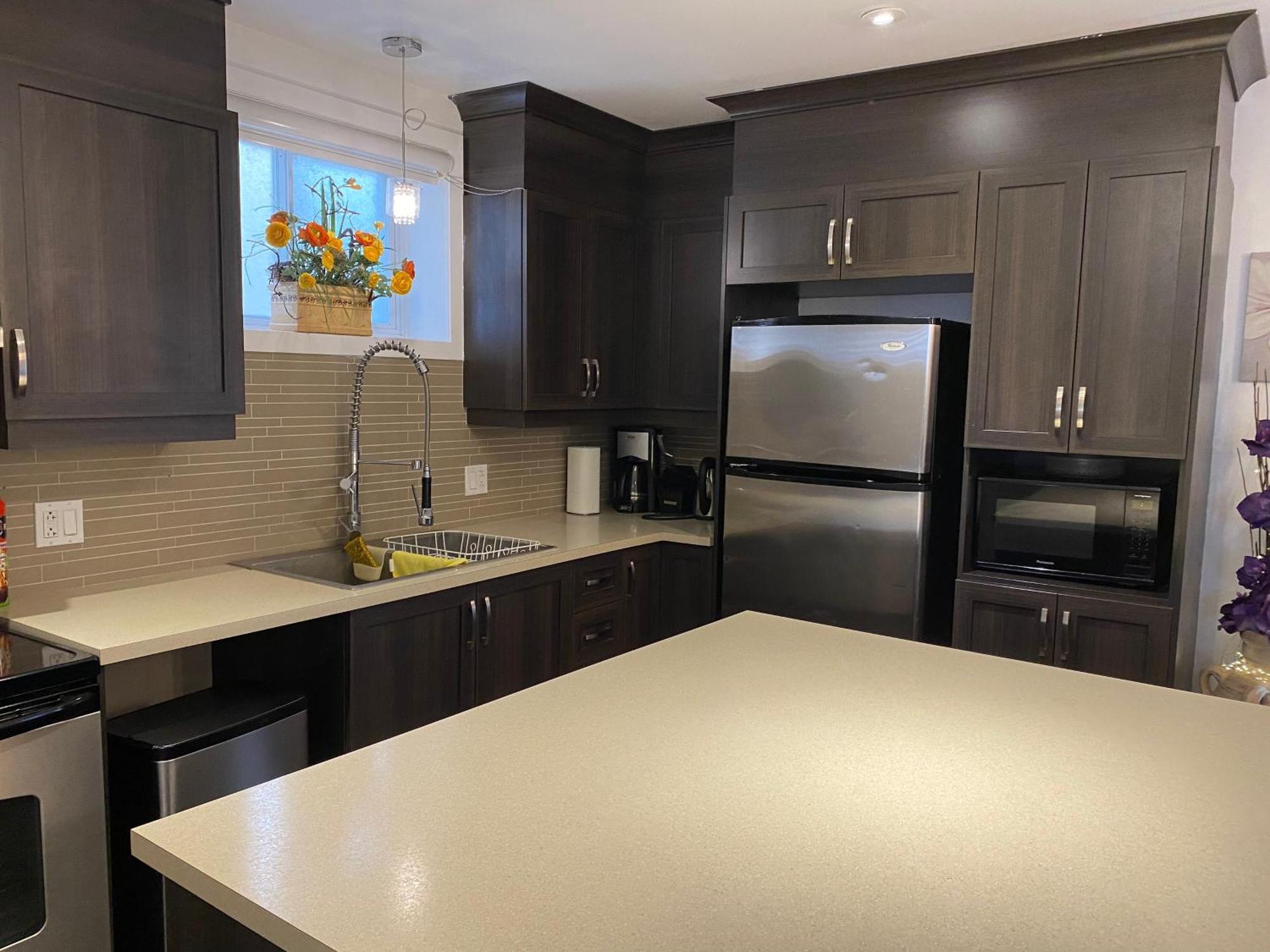 Beautiful Private Full Condo Brossard Eksteriør bilde